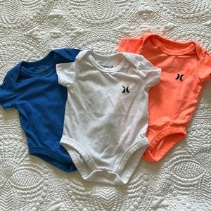 🍄3 for $30🍄 NWOT Hurley onesies